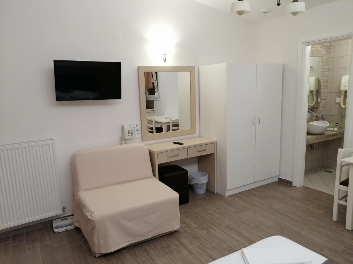 Hotel Katerina Keramoti  Bagian luar foto