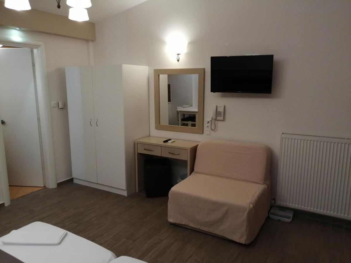 Hotel Katerina Keramoti  Bagian luar foto