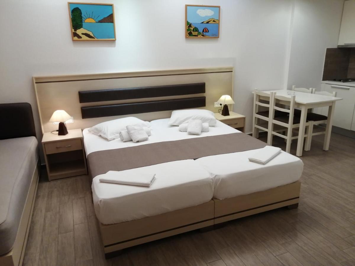 Hotel Katerina Keramoti  Bagian luar foto